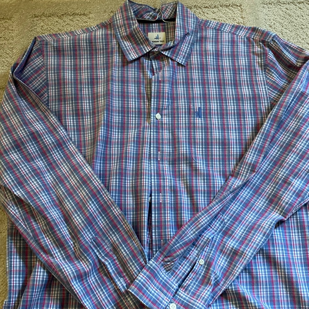 Johnnie-o hangin out button down